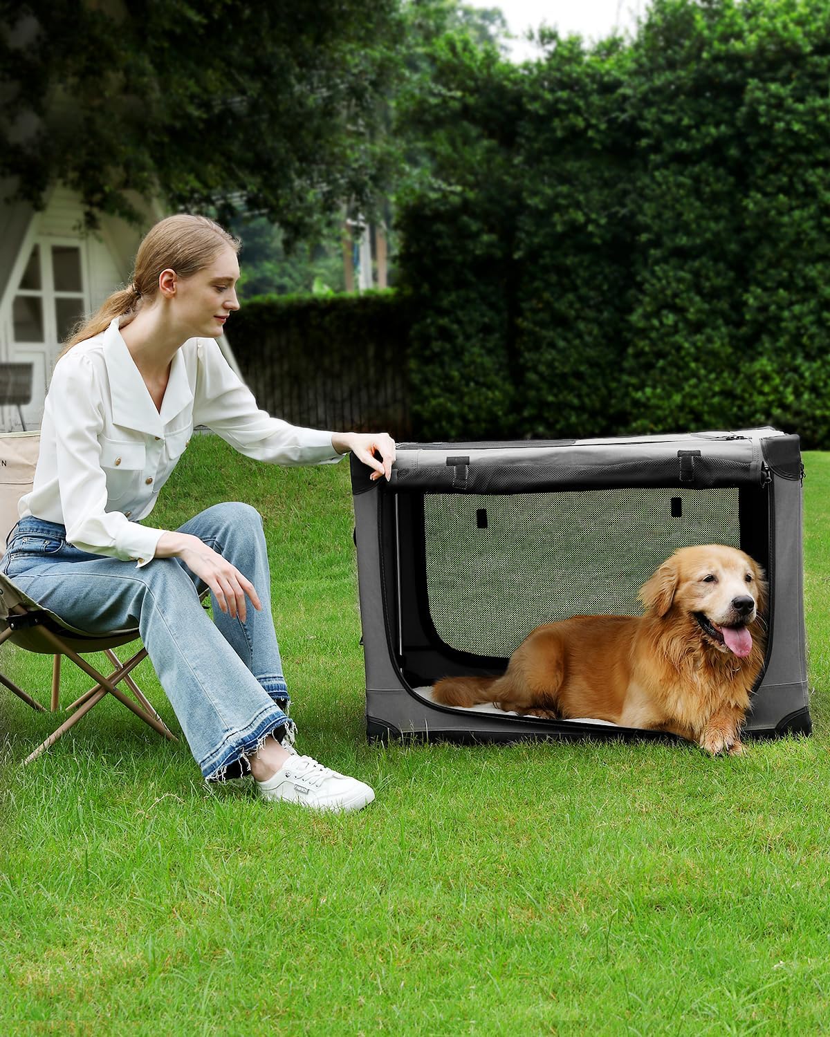 42-Inch Collapsible Travel Dog Crate, Portable 4-Door Soft Kennel for Medium to Large Dogs, Durable Mesh Windows, Indoor/Outdoor Use, Foldable, with Storage Bag (Grey)